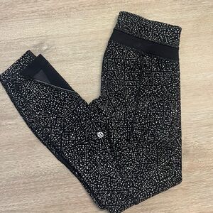 Lululemon yoga pants